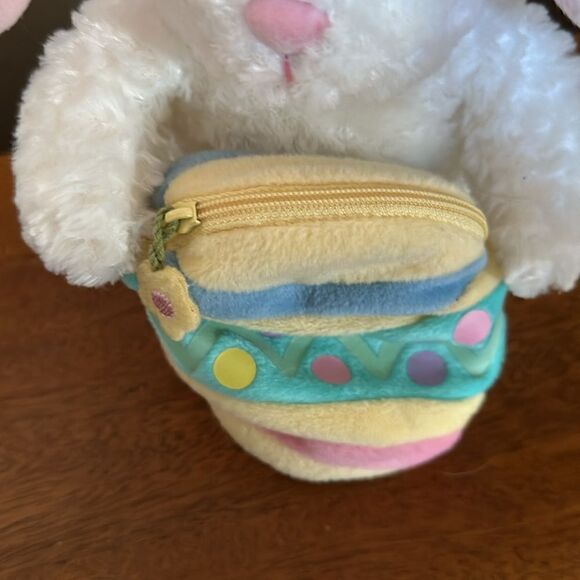 Hallmark Easter Bunny with Zip Up Egg! - Picture 2 of 6